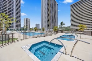 Unclassified image, 2 of 51, button - 34F-High Floor Mountain View Upscale Waikiki Banyan-1BR- w/Parking (Honolulu)
