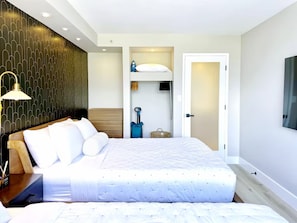 Unclassified image, 4 of 51, button - 34F-High Floor Mountain View Upscale Waikiki Banyan-1BR- w/Parking (Honolulu)