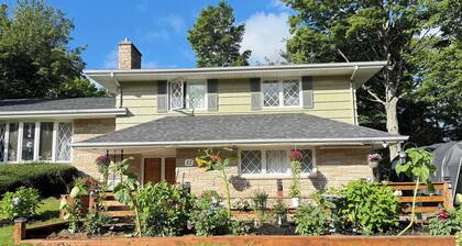 Fantastic Private Suite, Self check-in, near Downtown.