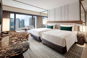 Ảnh chưa phân loại, 3 trong số 4 ảnh, nút