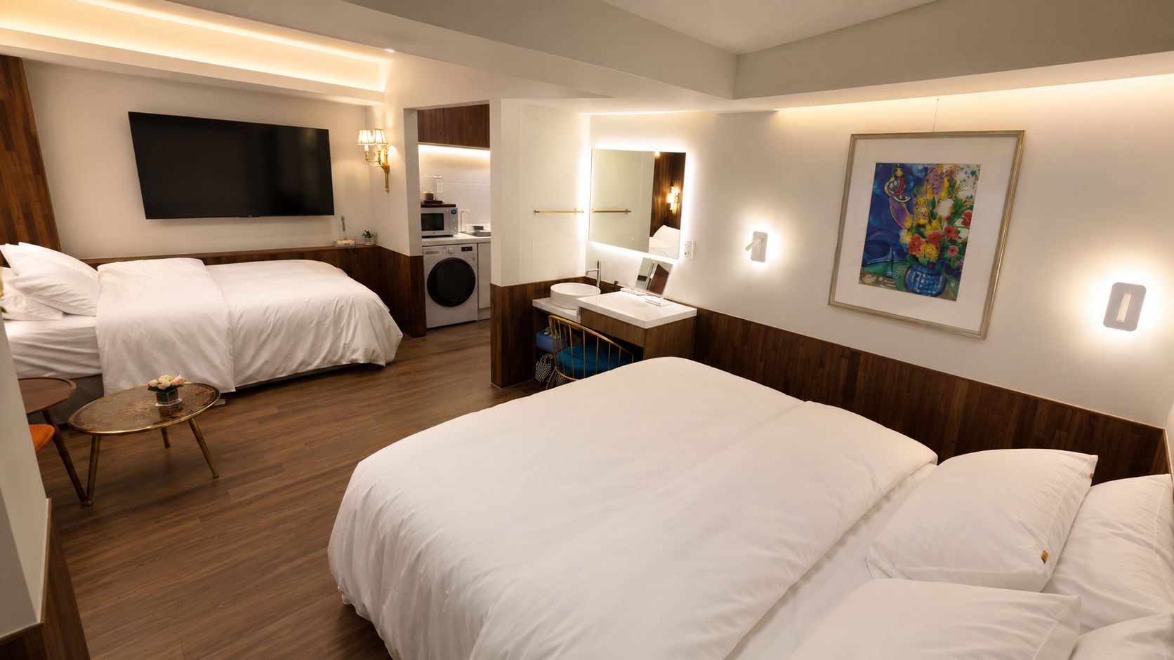 Habitación triple superior, balcón, vista al parque | Ropa de cama de alta calidad y edredón 