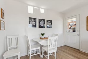 Dining - 34th St 1BR Condo - 1 Block to Beach (Ocean City)