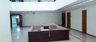 Deluxe Hotel Utkarsh