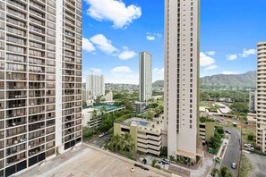 Unclassified image, 3 of 51, button - 16F-Stunning Waikiki Banyan DiamondHead View-1BR w/Parking (Honolulu)