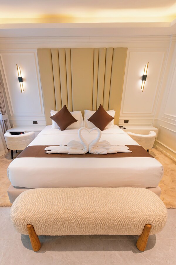 The Ivory House - Patong Beach