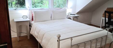 Internet, bed sheets