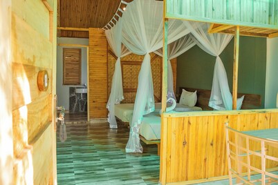 Basecamp Resort Mweya