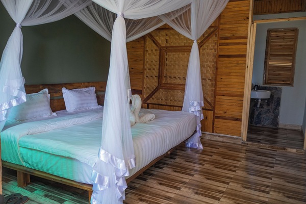 Deluxe Twin Room, Balcony | Desk, laptop workspace