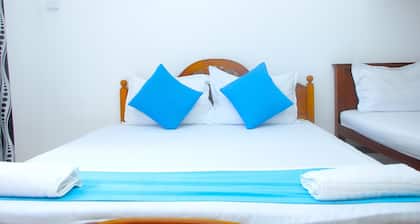 PRANA Beach Hotel