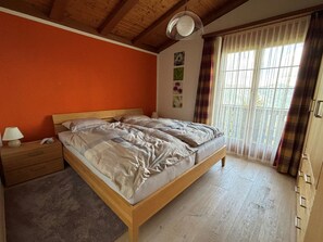 Bedroom - Gampergalt, 4.5-Zimmerwohnung (Whg. Rahm), (Flumserberg Tannenheim), by Interhome (Flumserberg Tannenheim)