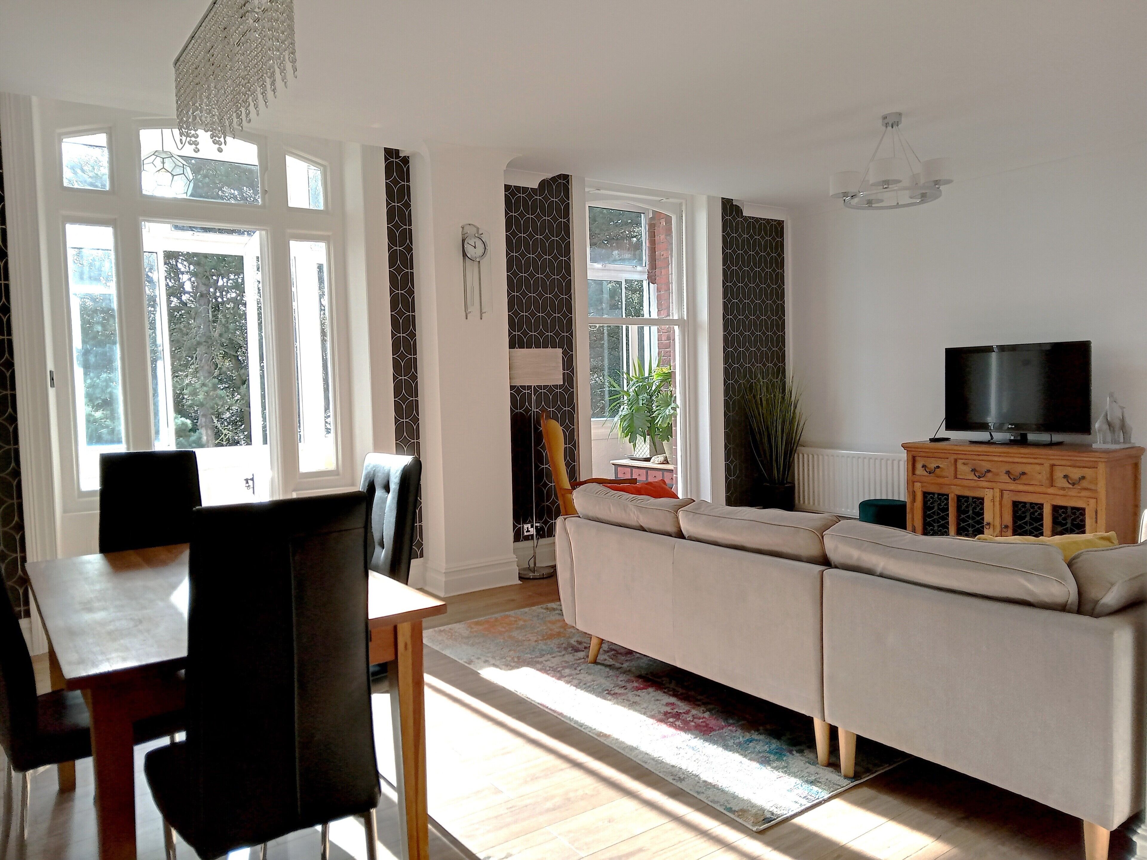 Luxury Beachfront Apartment In Bournemouth - Bournemouth