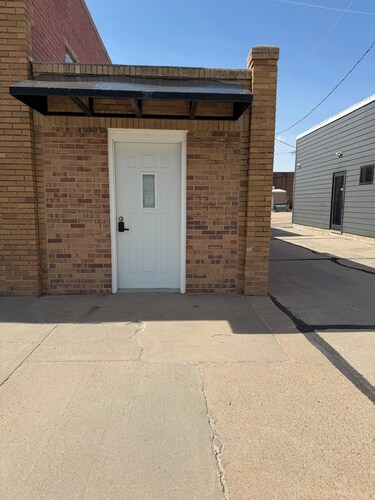 Right in the heart of Arnold. Cozy, Clean and Affordable