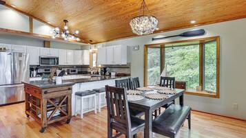 Rumah (3 Bedrooms) | Interior