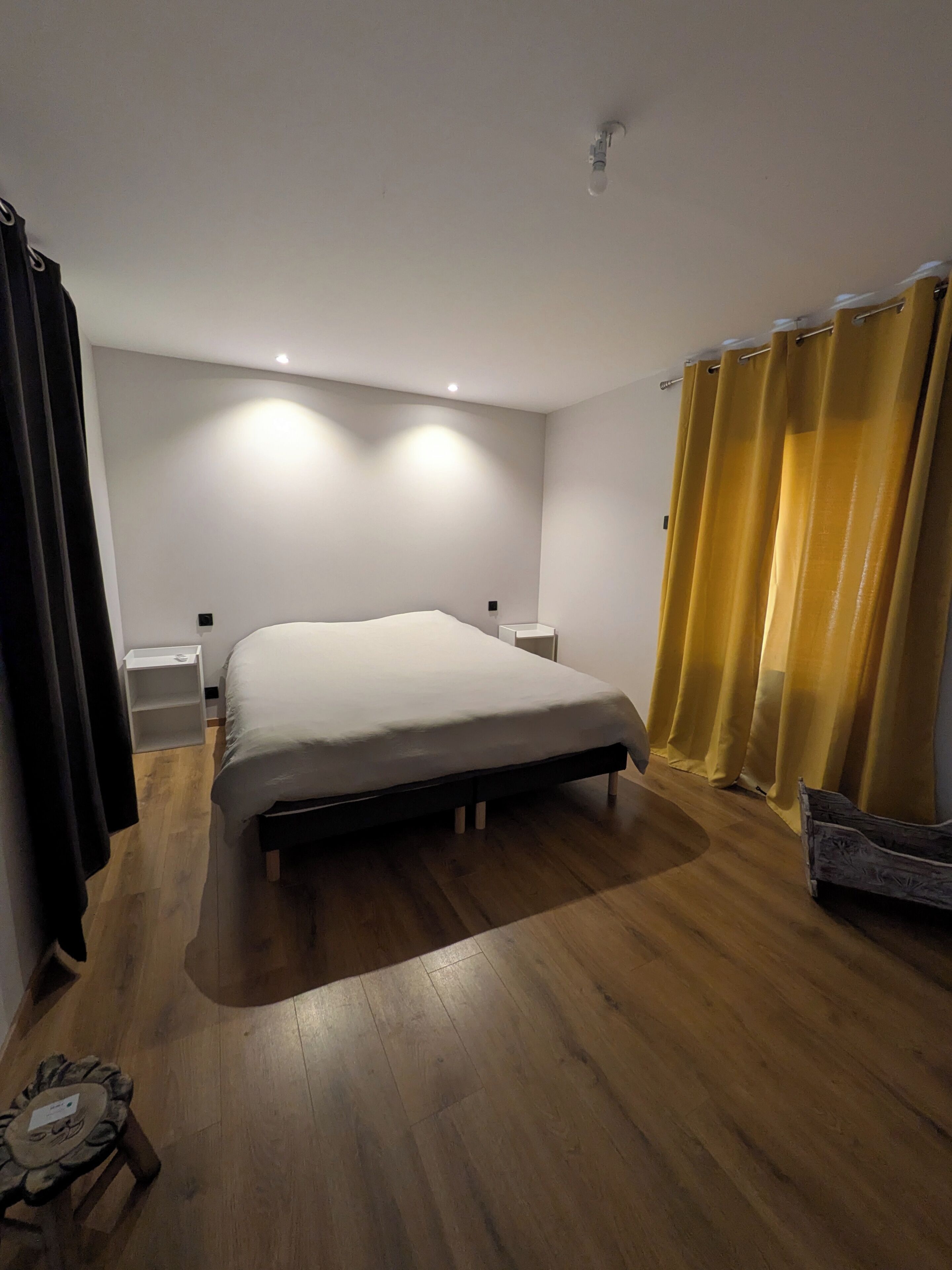 6 camere, ferro/asse da stiro, culla da viaggio, Wi-Fi