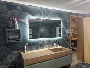 Nicht klassifiziertes Bild, 5 von 31, Schaltfläche