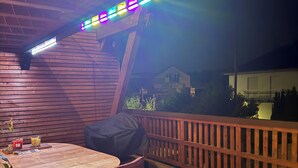 Outdoor dining - Vrbo Property (Ranspach-le-Haut)