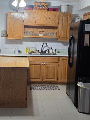 Unclassified image, 5 of 14, button - Relax in the tranquil hills of Greenbrier county in our charming 1 br rental (Lewisburg)