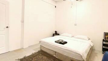 Family House, 5 Bedrooms, Patio, City View | Desk, laptop workspace, blackout drapes, iron/ironing board