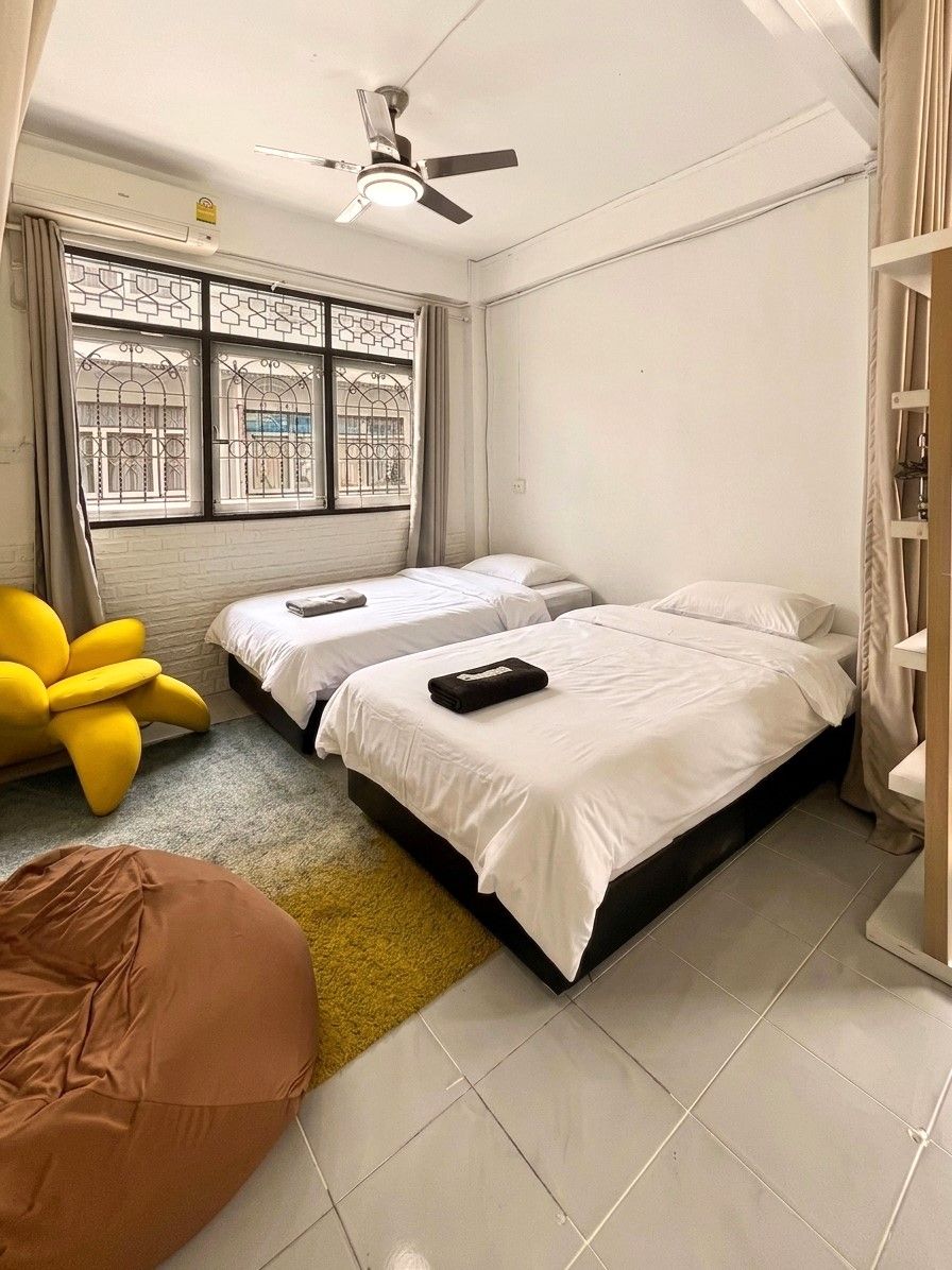 Family House, 5 Bedrooms, Patio, City View | Desk, laptop workspace, blackout drapes, iron/ironing board