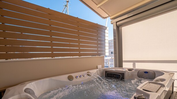 室外 SPA 浴池