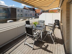 Outdoor dining - Holiday Apartment in Norderney With Wi-fi (Norderney)