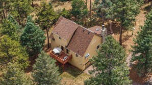 Unclassified image, 3 of 31, button - Serene 5-bedroom cabin in Woodland Park perfect for your getaway (Woodland Park)