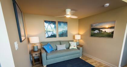 Lake Monticello Geodome-Hot Tub-Games-Stargazing-Playground w/ MiniGolf & More!