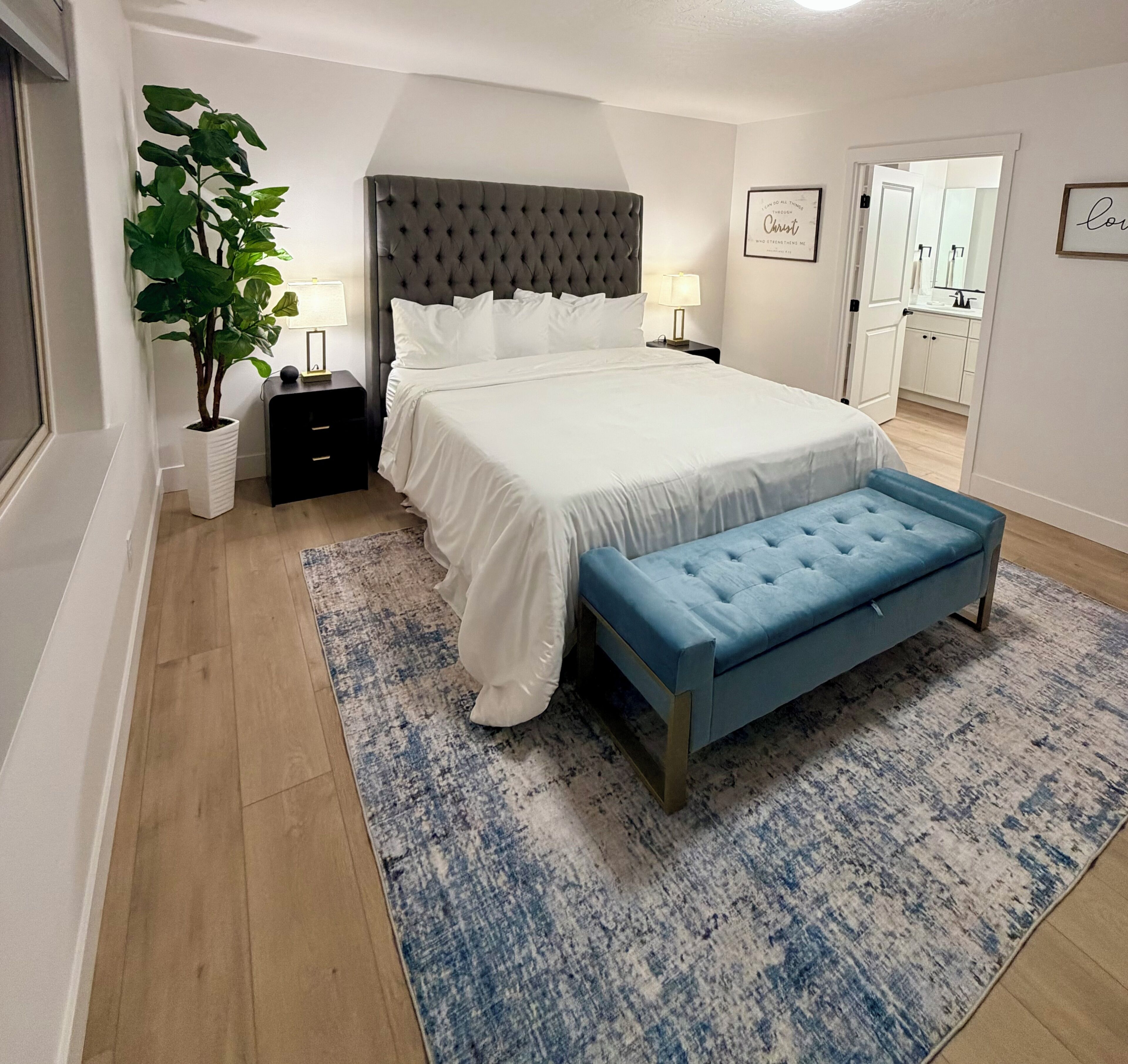Iron/ironing board, WiFi, bed sheets