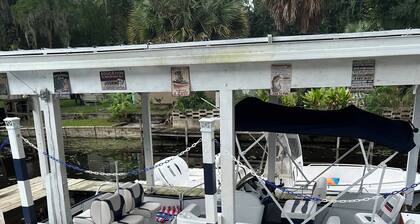 River Retreat “R&R” Water Front on The St. John’s River