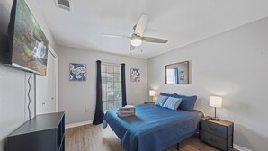2 habitaciones, tabla de planchar con plancha, wifi y ropa de cama 