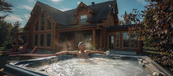 LUXURY LOG CABIN