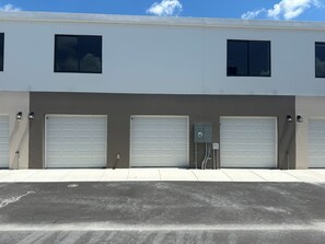 Unclassified image, 2 of 15, button - Elegant and cozy apartment on Hoestead (Homestead)