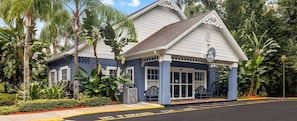 A building with a sign reading 'Acadia Center' and the number '5301' on the side. - So spacious & comfortable ! (Kissimmee)