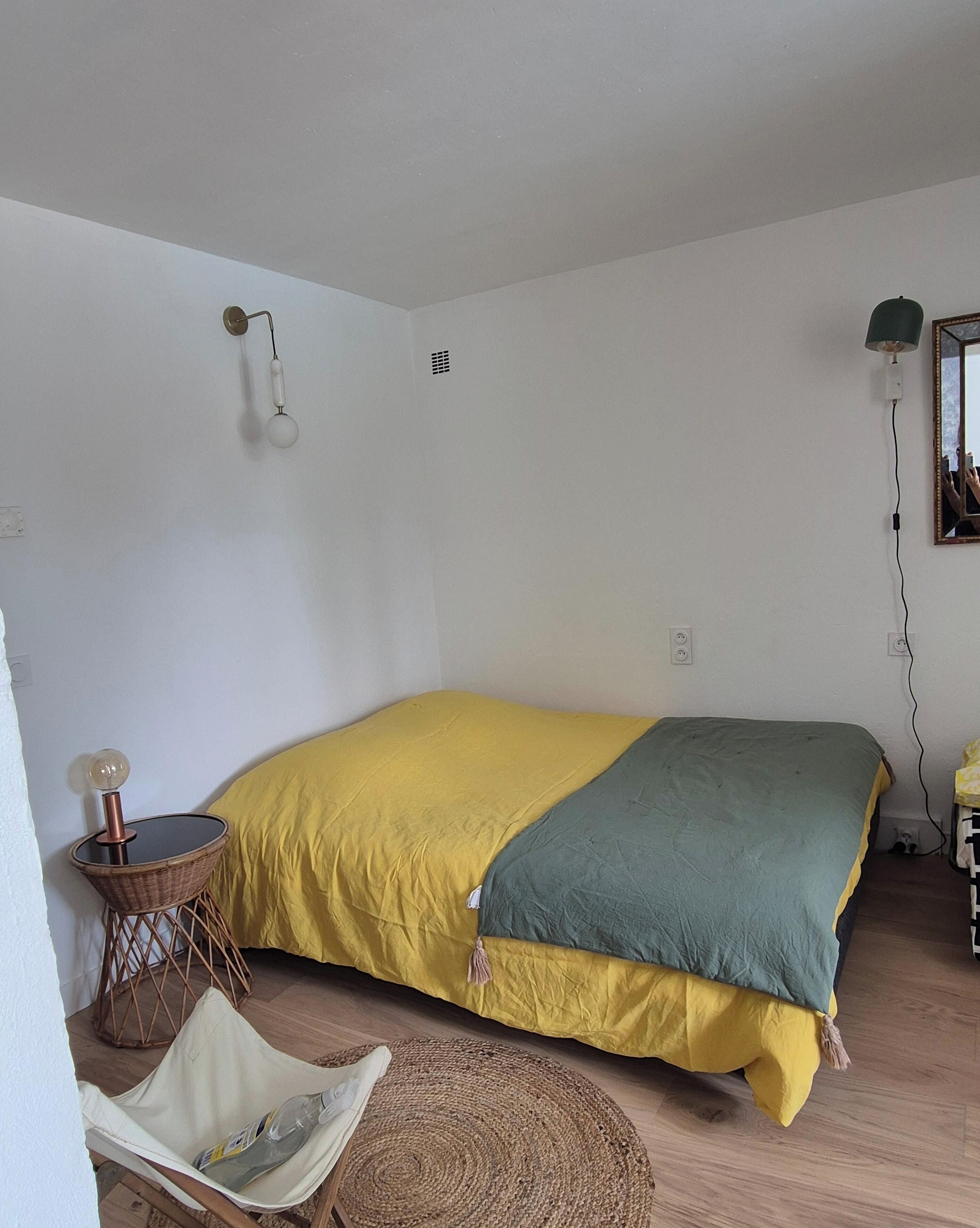 Iron/ironing board, WiFi