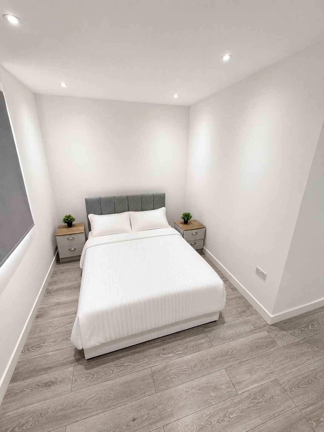 Iron/ironing board, internet, bed sheets
