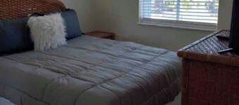 4-bedroom house canal front home in beautiful Big Pine Key