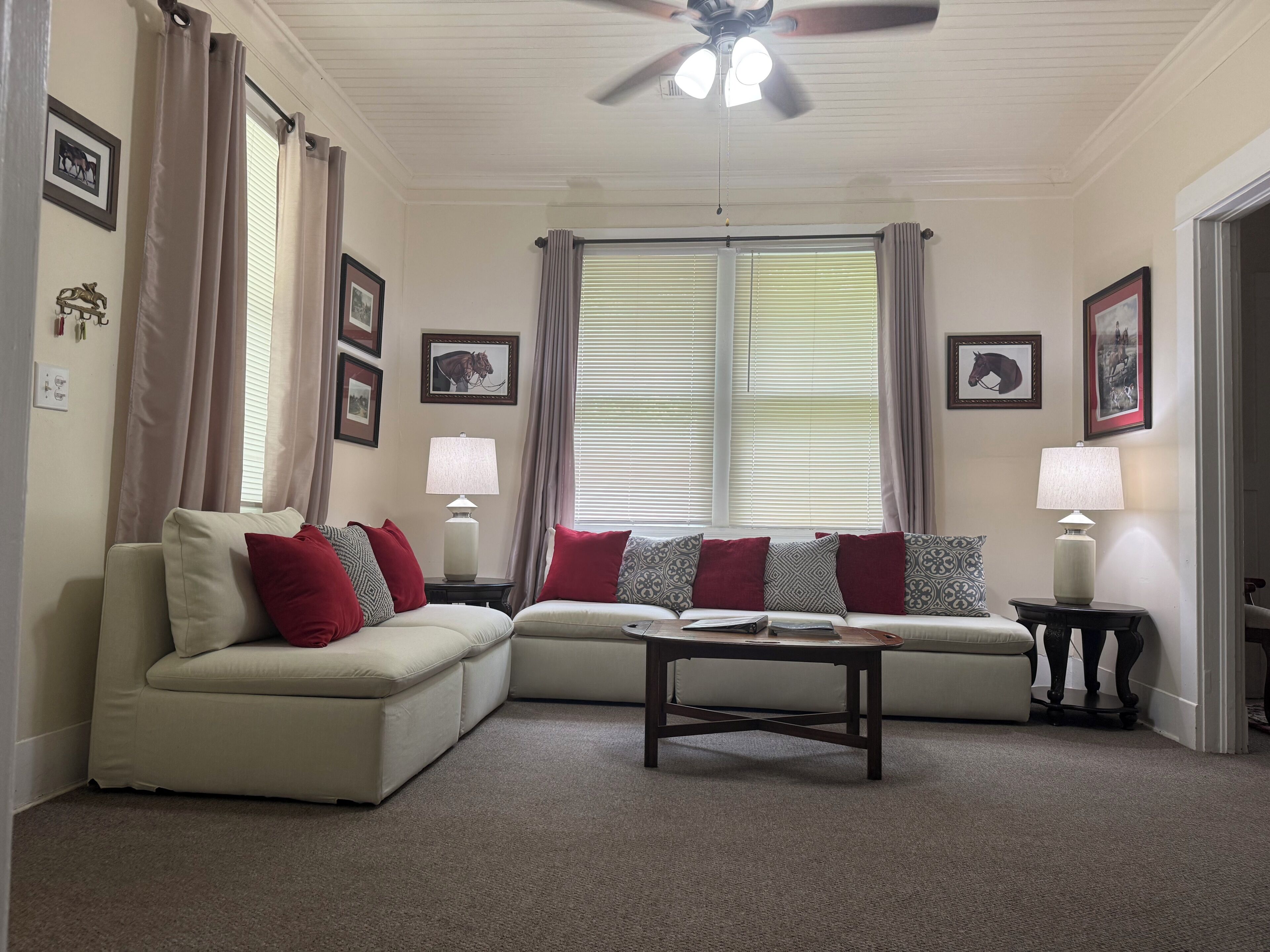 Downtown Aiken Enjoyable 3-bedroom House-walking Distance To Downtown - Aiken, SC