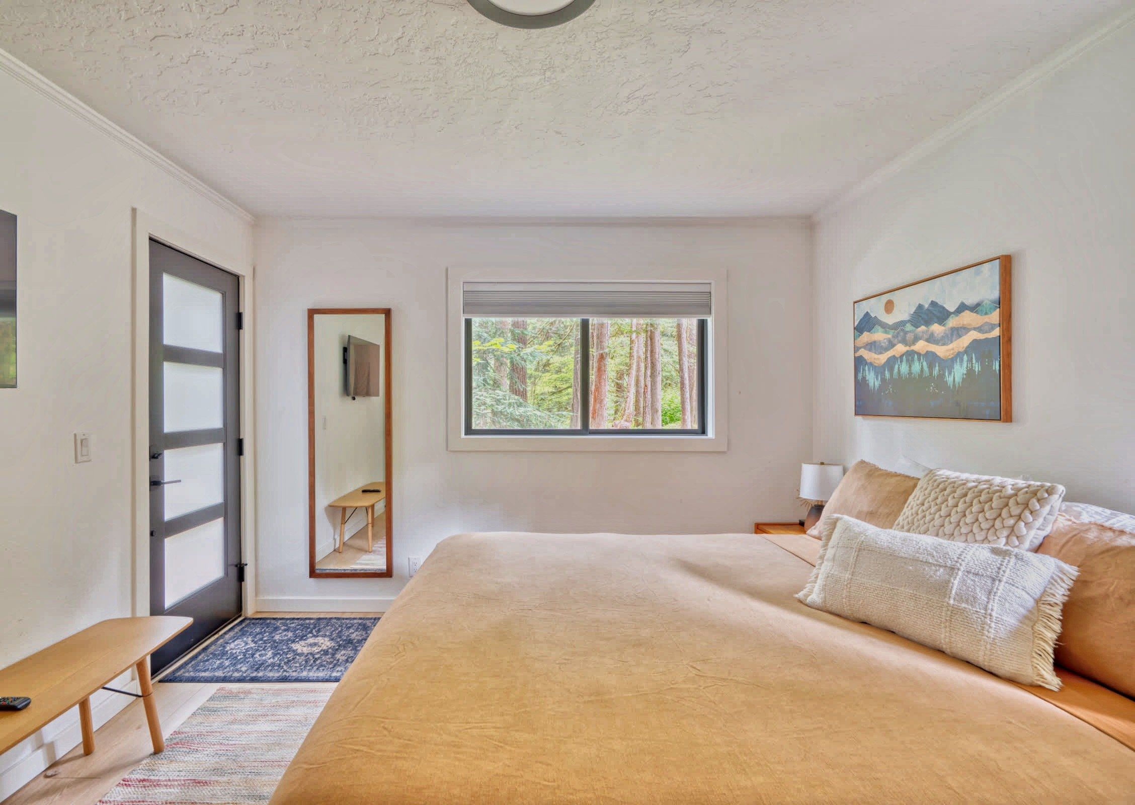 2 bedrooms, iron/ironing board, travel crib, WiFi