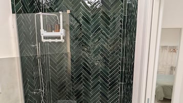 Haartrockner, Handtücher