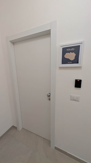 Uklassifisert bilde, 5 av 10, knapp