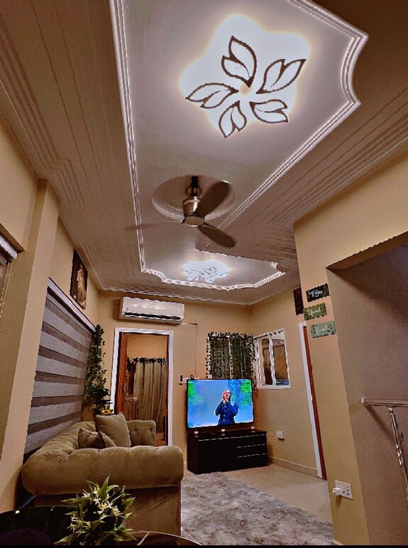 Luxury Loft At 63rd On Oxford Street - Accra