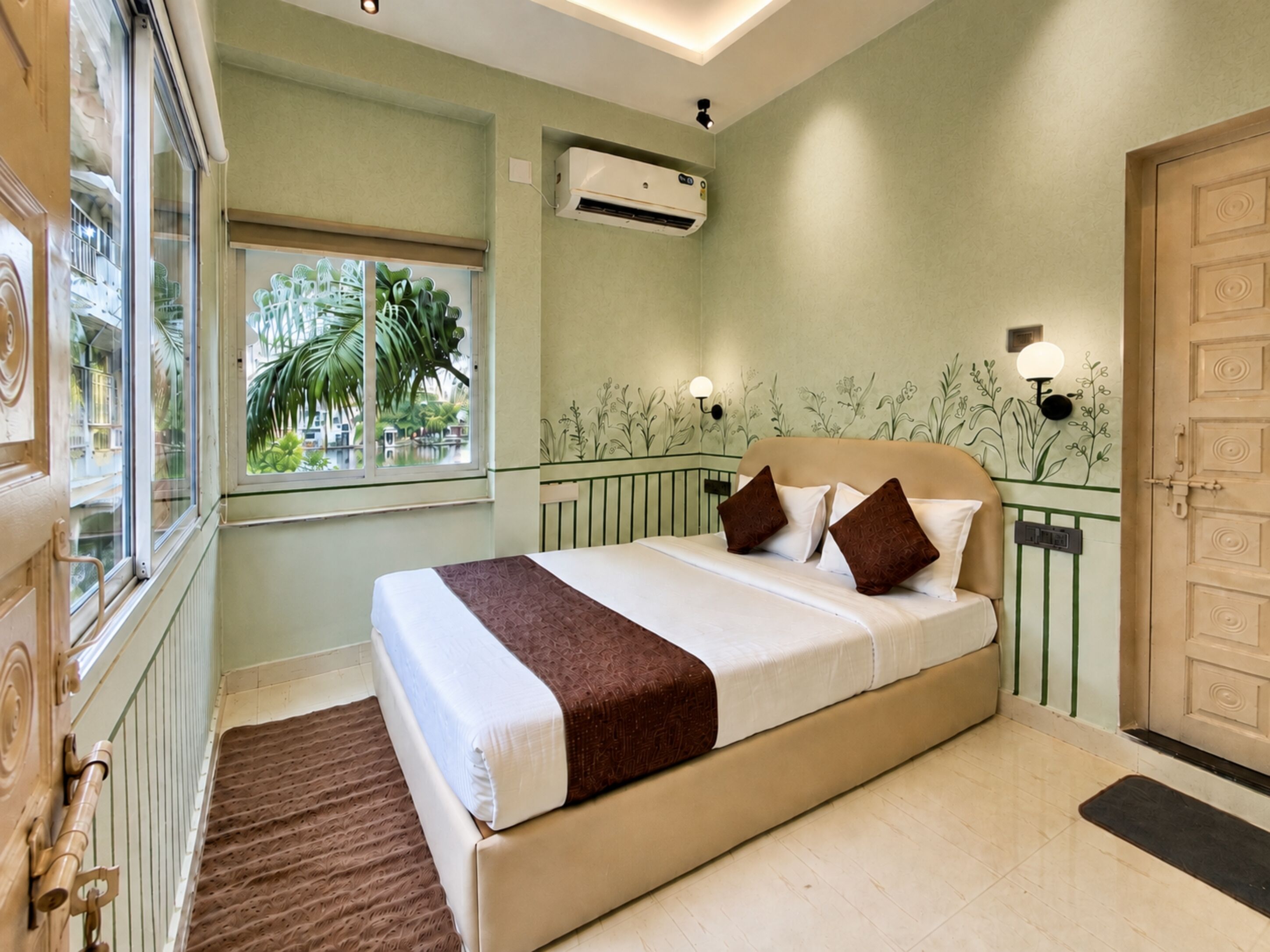 Deluxe Double Room, Lake View