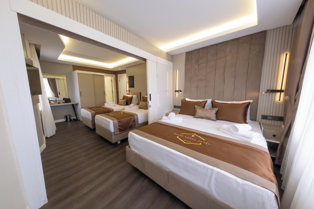 Kamar Quadruple Standar