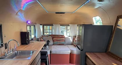 Moonshadow Flat Glamping: Gypsum Tent