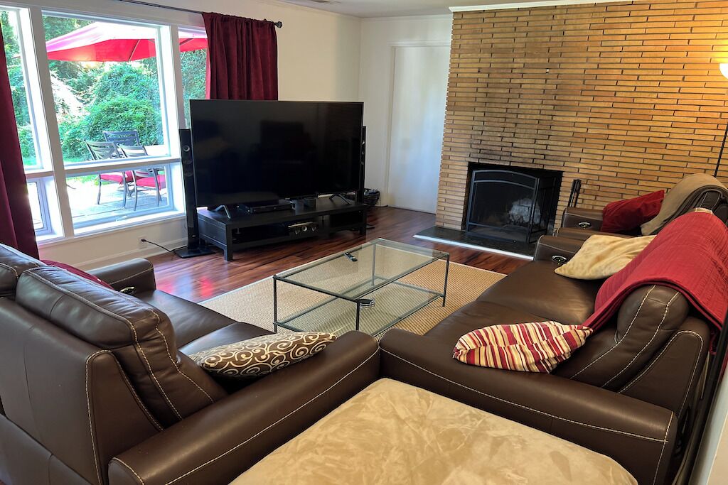 Cozy Family/pet Friendly, 3 Bdr Pool Home, 20 Mins From Downtown Atlanta. - Brookhaven, GA