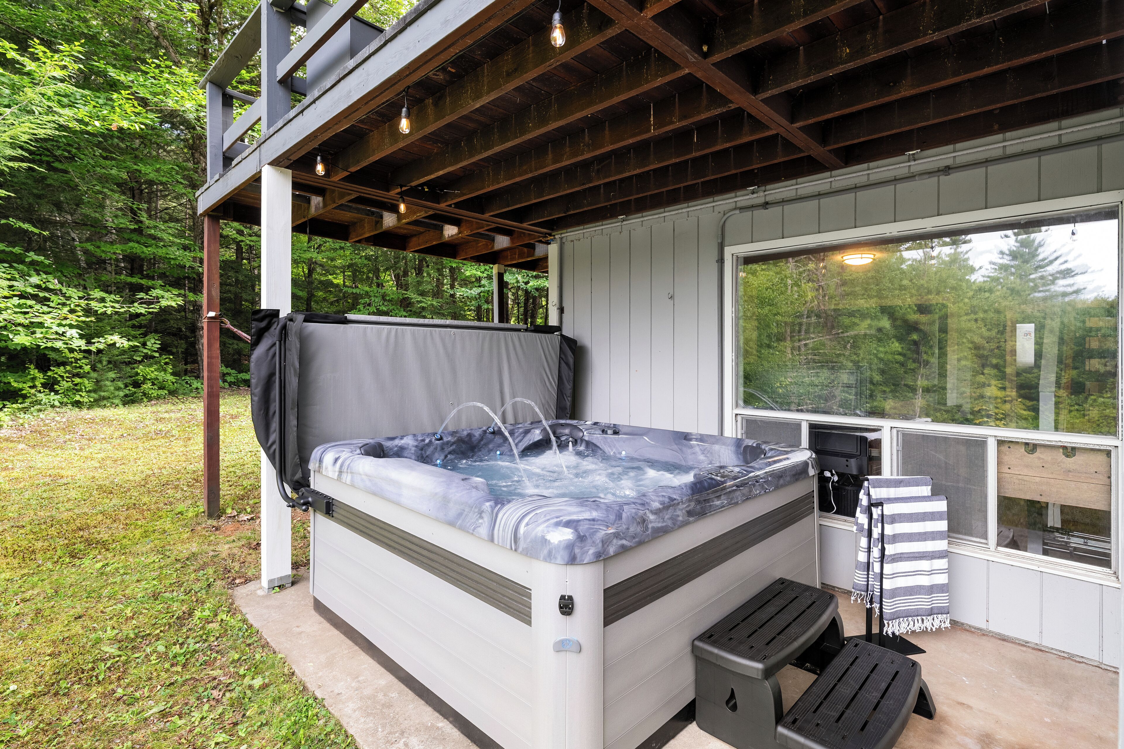 Bain à remous extérieur