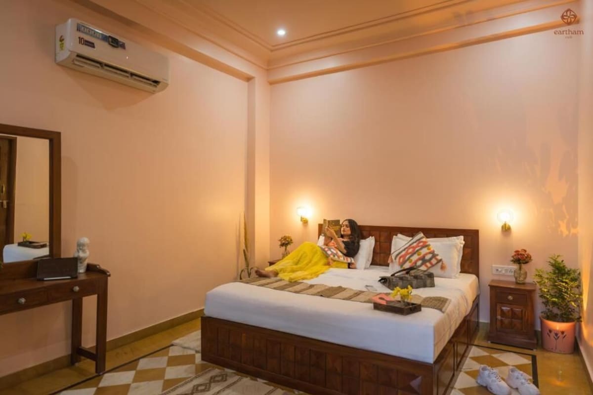 Double Room, Balcony, Mountain View