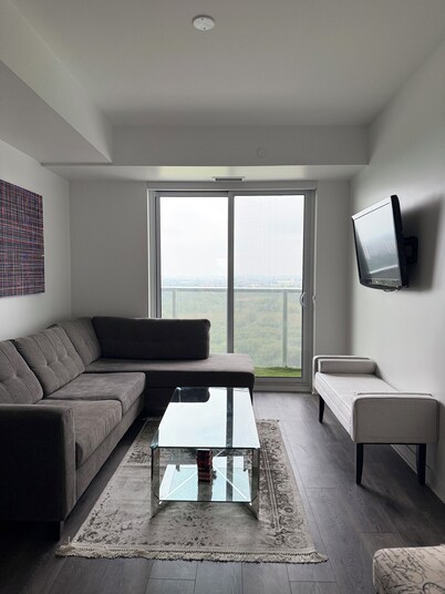 EV / YYZ / Toronto Casino /Wifi /King Bed/Balcony