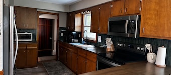 Cozy 3 bedroom house 4 miles from Ely with access to SxS and Snowmobile trails