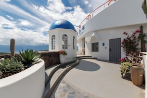 Romantische suite, patio, uitzicht op meer | Exterieur